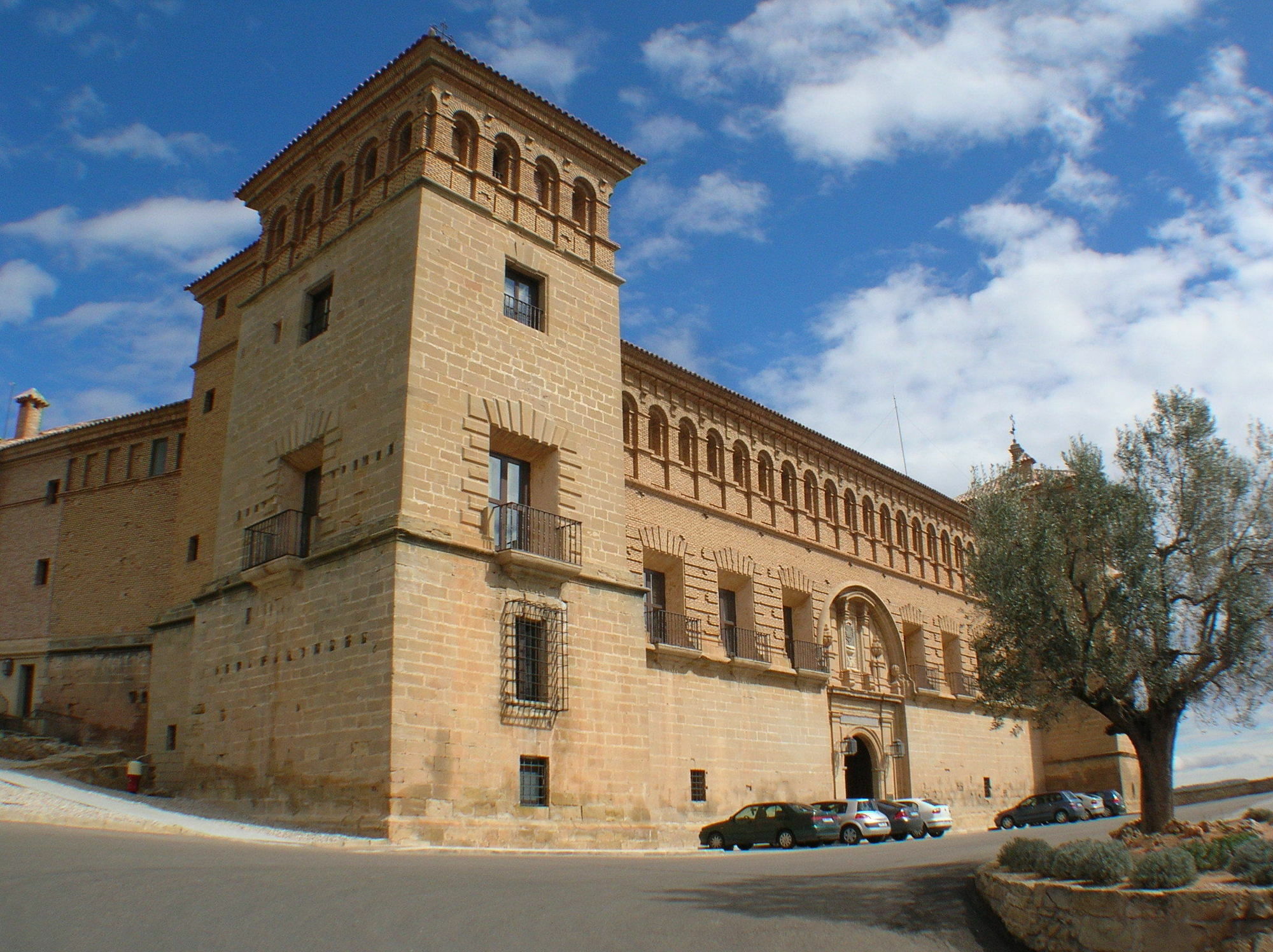 Parador De Alcañiz Exteriér fotografie
